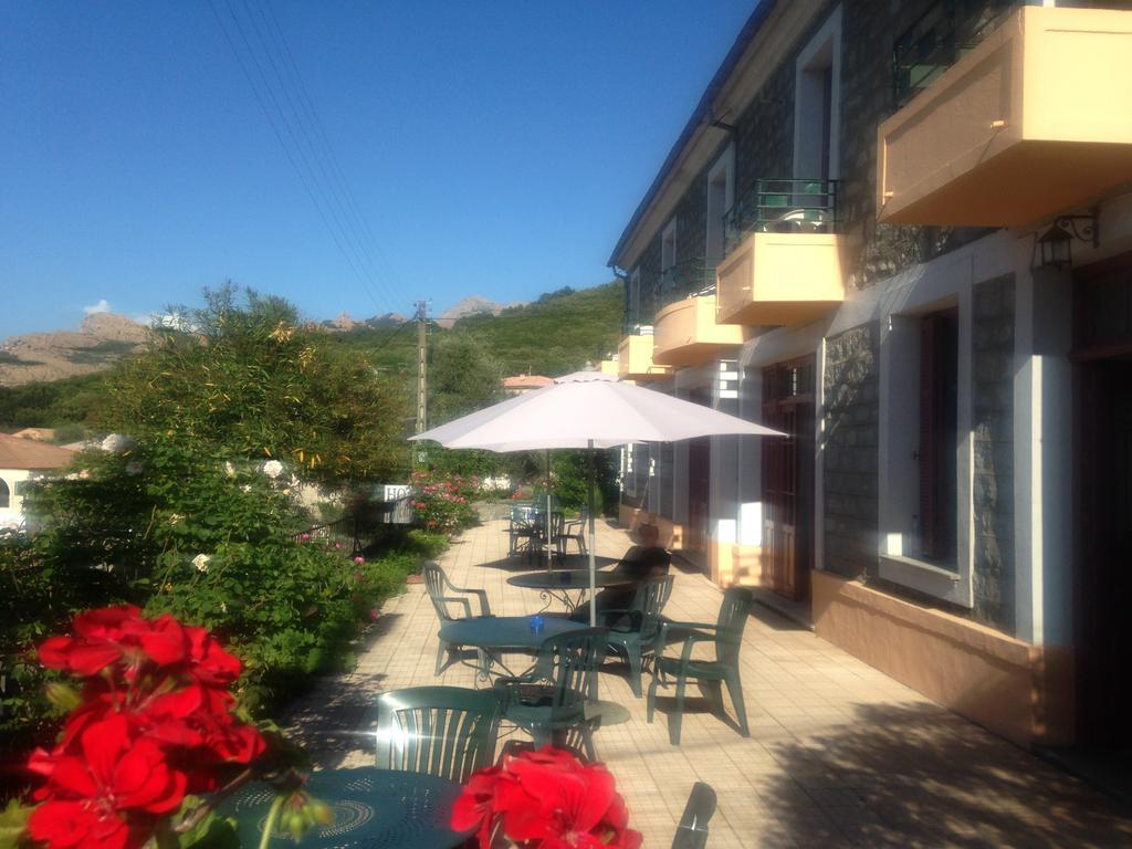 Hotel Les Calanques ピアナ 部屋 写真